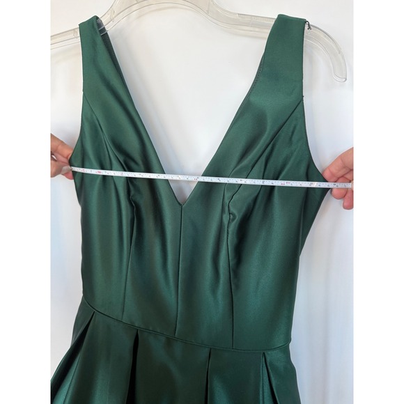 Betsy & Adam Emerald Green Satin High Low Formal Gown Prom Dress Pockets Size 4 - Picture 10 of 15